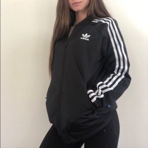 ✨ADIDAS TRACK JACKET✨